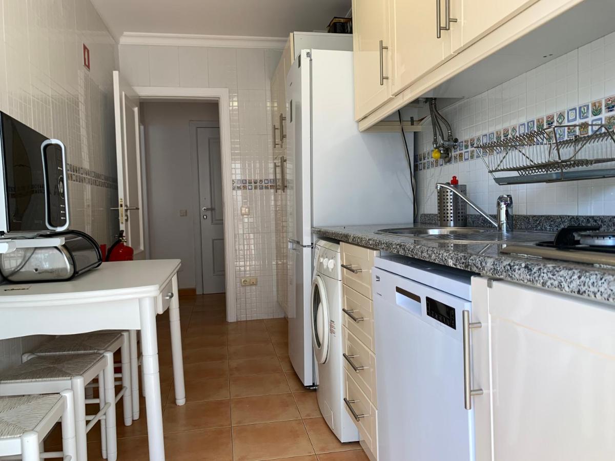 Monte Gordo Beach Flat With Balcony Exterior photo